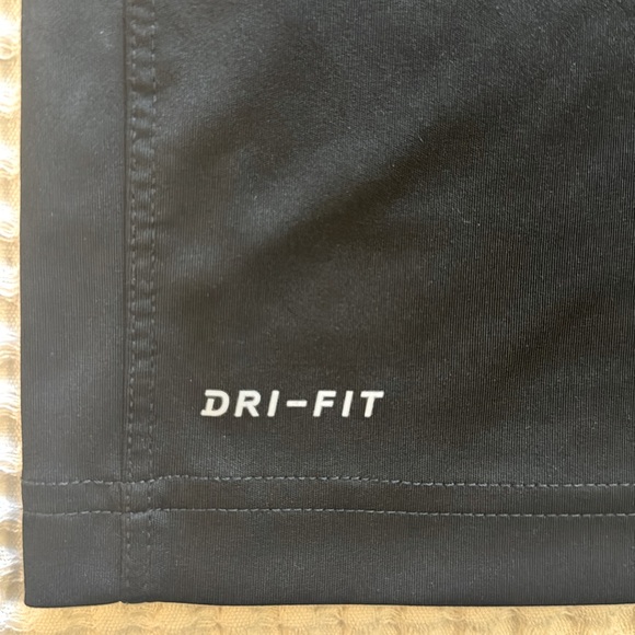 Nike Dri-Fit Shirt - Picture 3 of 8